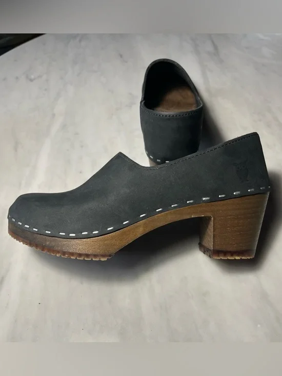 Sandgrens Clogs - Picture 8 of 9